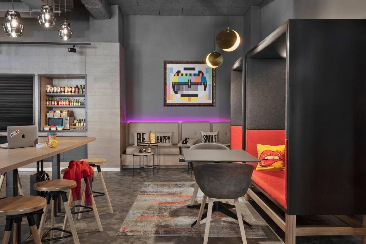 Hotel Moxy Bucharest Old Town Zewnętrze zdjęcie